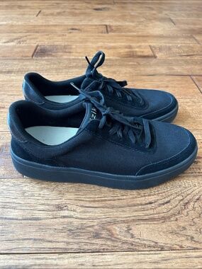 Kizik Prague Hands Free Slip On Shoes Sneakers Black Canvas Mens Size 7.5 Wide